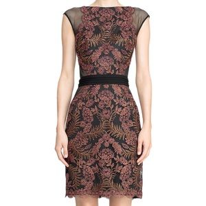 Tadashi Shoji dress perfect for a wedding or cocktails. Great condition.